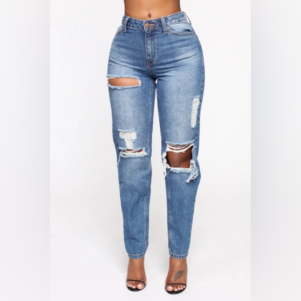 3/$30 🎀 Fashion Nova Medium Wash Boyfriend Jeans